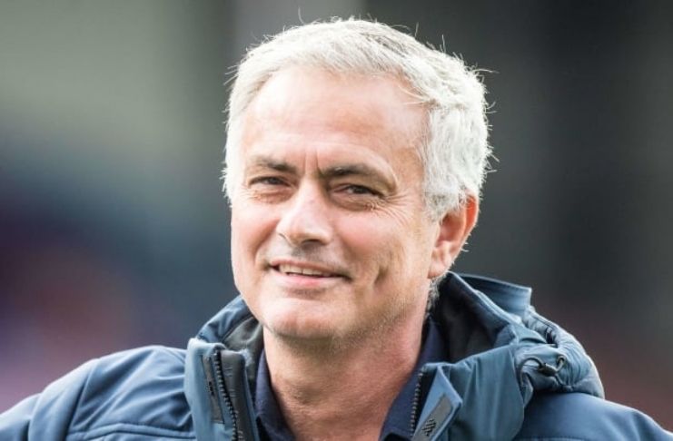 José Mourinho: O chefe do Tottenham diz que usou as redes sociais para abrir seu mundo aos fãs