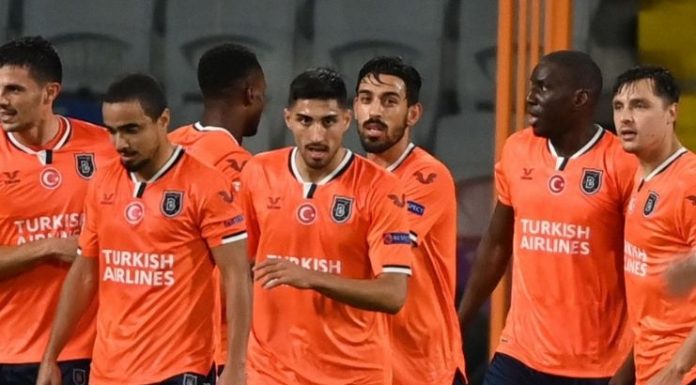 Istanbul Basaksehir 2-1 Man Utd: A equipa de Ole Gunnar Solskjaer sofre a primeira derrota na Liga dos Campeões