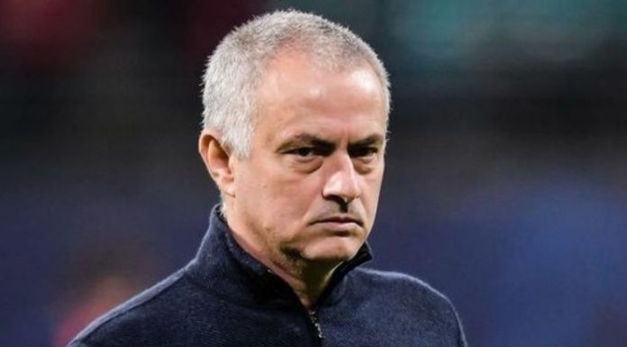 José Mourinho acusa jogadores do Tottenham de falta de motivação após empate na Liga Europa com o LASK