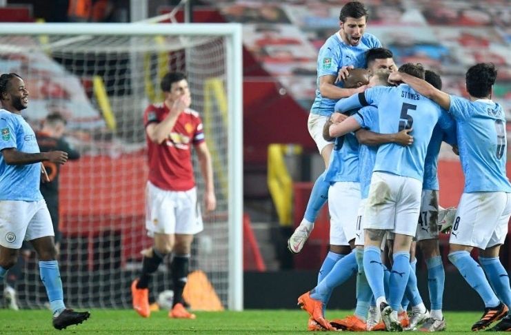 City bate United: John Stones e Fernandinho levam City para a final da Copa EFL